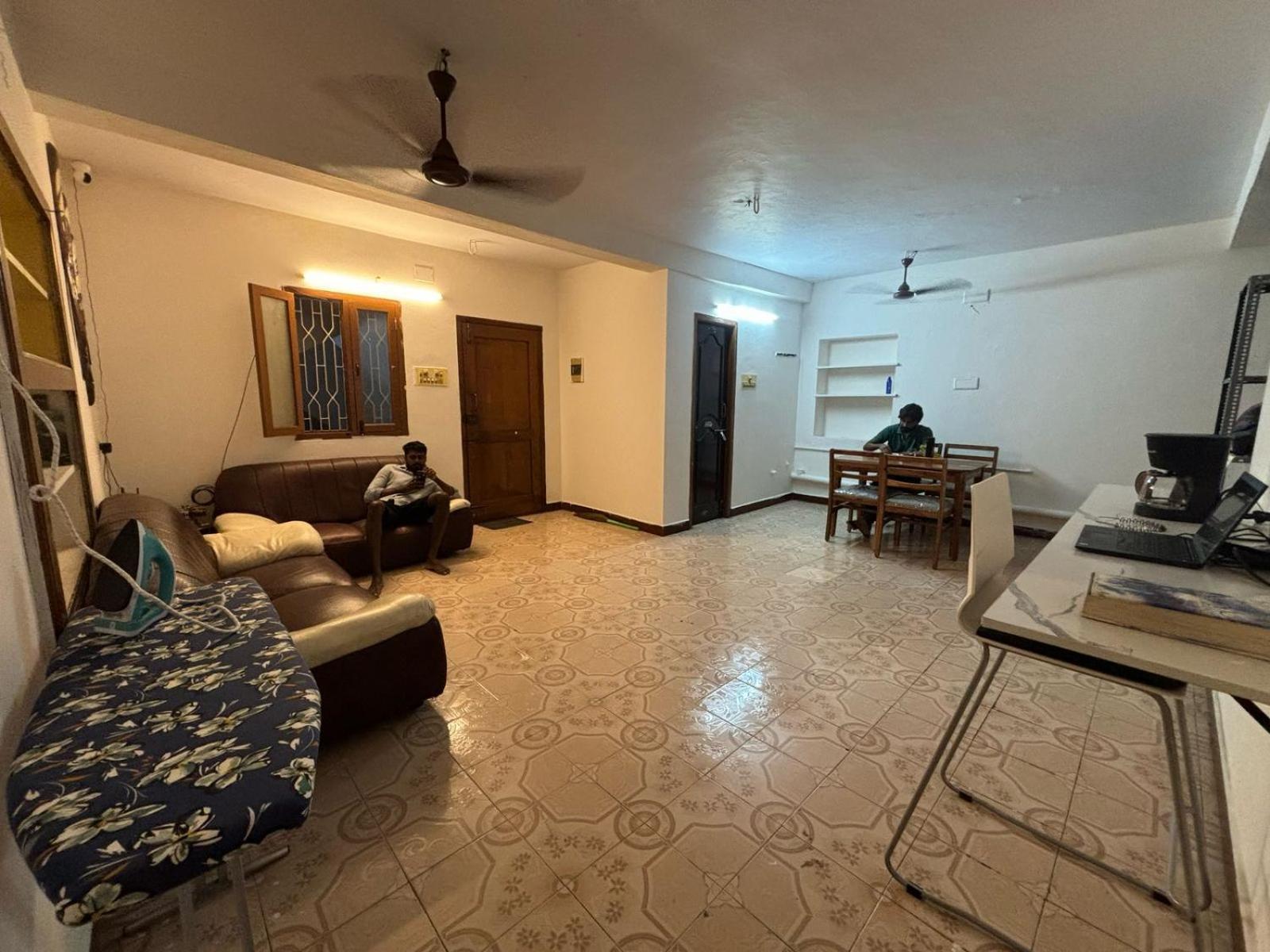 Hostel Madras Eksteriør bilde